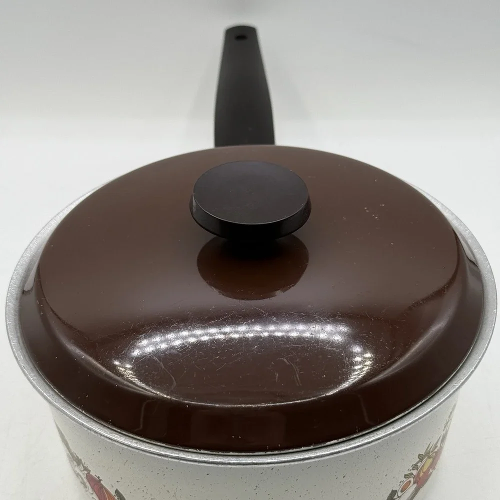 Vintage‎ 1970's Enamel 2 Quart Aluminum Pot W/Lid Fruit & Vegetable Medley USA
